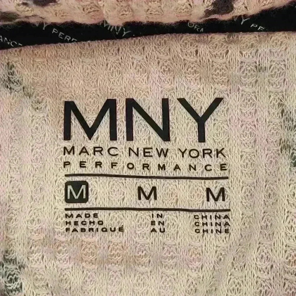 MNY Marc New York Performance Medium‎ Waffle Weave Soft Pink Long Sleeve Top - Picture 10 of 12